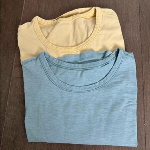 Lululemon - recent cotton stretch t-shirts lot of 2 (medium size)